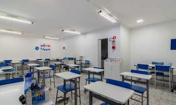 Imagem 6: Casa para venda possui 290 metros quadrados com 4 quartos em Portão - Curitiba - PR