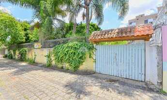 Imagem 2: Lote/Terreno para venda com 214 metros quadrados em Ahú - Curitiba - PR