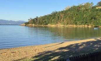 Imagem 6: Casa para venda com 200 metros quadrados com 4 quartos