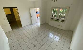 Imagem 7: Casa com piscina em Manguinhos