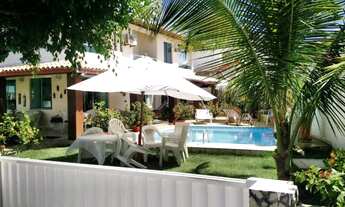 Imagem 2: Casa de condomínio para venda tem 250 metros quadrados com 6 quartos