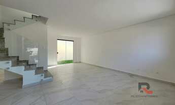 Imagem 5: Sobrado para Venda em Curitiba, Uberaba, 3 dormitórios, 1 suíte, 3 banheiros, 2 vagas