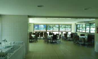 Imagem 6: Apartamento para venda possui 159 metros quadrados com 4 quartos em Casa Amarela - Recife