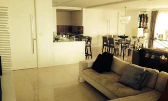 Imagem 3: Apartamento La perle, com 3 suítes, 4 vagas, vista ampla para o mar, e com localização pri