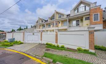 Imagem 3: Casa de condomínio sobrado para venda tem 221 metros quadrados com 3 quartos