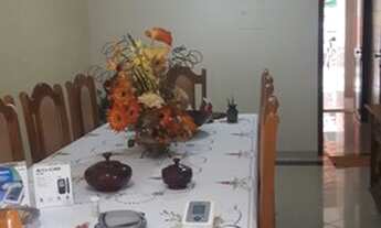 Imagem 3: Casa para venda possui 350 metros quadrados com 3 quartos em Setor Marista - Goiânia - Goi