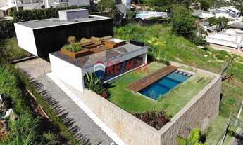 Imagem 1: Casa de condomínio sobrado para aluguel com 447 metros quadrados com 4 quartos