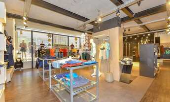 Imagem 4: Loja/Sala Térrea 660 m² Privativos, Alugada R$22.500 Mês - Curitiba, Champagnat