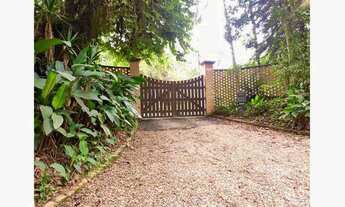 Imagem 2: Encano - Chácara com 247.000,00m² de Área Total c/ 2 Casas, Lagoa e Estribaria