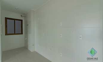 Imagem 4: Apartamento para venda possui 65 metros quadrados com 2 quartos em Coloninha - Florianópol