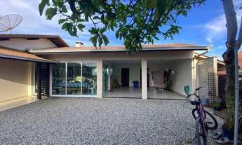 Imagem 6: 1842 Excelente Casa em Alvenaria no Centro, próximo a Prefeitura Municipal