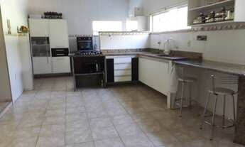 Imagem 5: Casa para Venda em Serra, Jacaraípe, 5 dormitórios, 1 suíte, 4 banheiros, 3 vagas