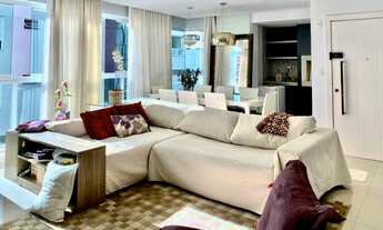 Imagem: Diferenciado Quadra mar 4 Dormitórios Oportunidade