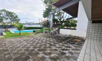 Imagem 5: CASA COM PISCINA E AMPLO JARDIM NO BAIRRO DE LOURDES