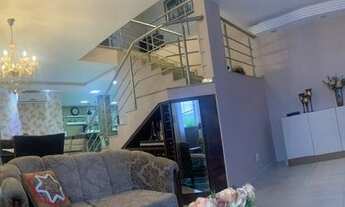 Imagem 5: Casa para venda possui 258 metros quadrados com 4 quartos em Coqueiros - Florianópolis - S