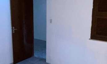 Imagem 5: Casa para aluguel possui 46 metros quadrados com 2 quartos em Demócrito Rocha - Fortaleza