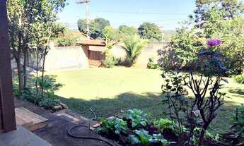 Imagem 2: CASA DE ESQUINA 3 QUARTOS SUITE 2 BANH 4 VGS GARAGEM QUINTAL ENORME LAGOA SANTA