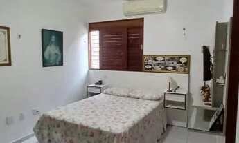 Imagem 7: Excelente casa no bairro Bessa com 185 m2, com 4 quartos, sendo 3 suítes. João Pessa/PB