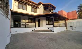 Imagem: Casa com 4 dormitórios para alugar em Contagem