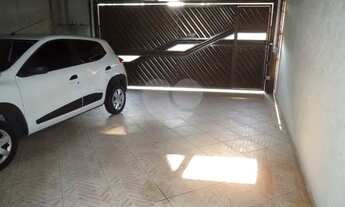 Imagem: Sobrado com três dormitórios bem espaçoso