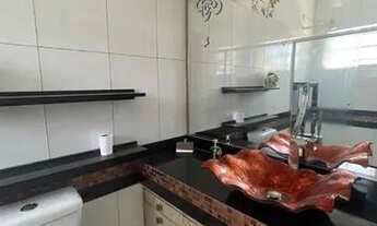 Imagem 6: Linda casa em condomínio fechado disponível para venda e locação