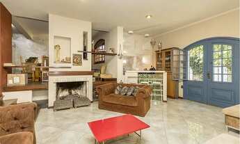 Imagem: Casa com 6 Dormitorio(s) localizado(a) no