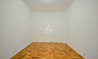 Imagem 4: KitnetConjugado à venda, Catete - RIO DE JANEIRO/RJ