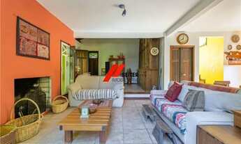 Imagem 5: Casa a venda de 4 dormitórios no bairro Lagoa da Conceição