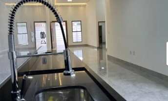 Imagem 6: Térrea para venda possui 158 metros quadrados com 3 quartos em Jardim Atlântico - Goiânia