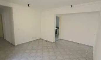 Imagem 2: Ótimo apartamento térreo de 3 dormitórios à 7 minutos à pé do metrô Capão Redondo