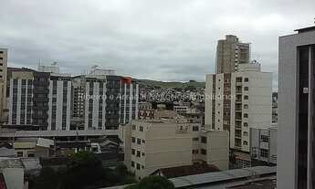 Imagem 2: Apartamento para venda com 80 metros quadrados com 2 quartos em Centro - Juiz de Fora - MG