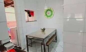 Imagem 4: 02 QUARTOS PRIMEIRO ANDAR DE ESCADA PROXIMO AO MAR