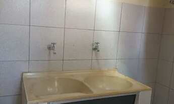 Imagem 5: Edícula para aluguel tem 40 metros quadrados com 2 quartos