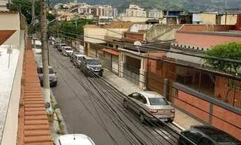 Imagem 5: Alugo Apto 2 Quartos com Dependencias 2 Banheiros Sala Ampla Garagem Privativa