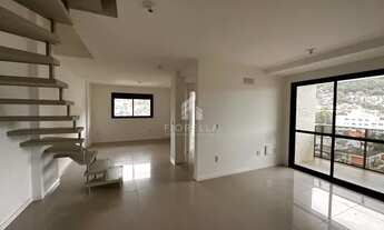 Imagem 2: Apartamento Dúplex 03 dormitórios, sendo 2 suítes na Trindade em Florianópolis