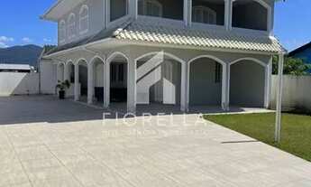 Imagem: Casa com 05 dormitórios, na Praia da Pinheira