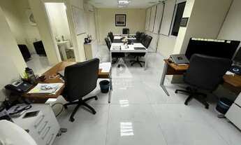 Imagem: Sala à venda, 3 vagas, Camorim - RIO DE