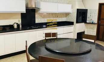 Imagem: Casa 04 dormitórios sendo 01 suíte bairro