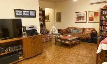 Imagem 3: Excelente apartamento na Urca! Tem, no original, 3 quartos (um dos quais foi revertido par