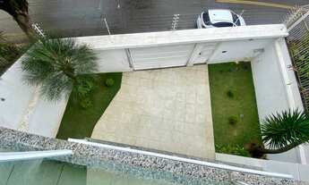 Imagem 6: Sobrado para venda tem 400 metros quadrados com 4 quartos