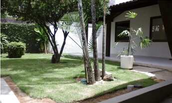 Imagem 7: Casa localizada no Poço - 400m² - 05 Qts / 02 Suítes - 02 Vagas de Garagem - Jardim