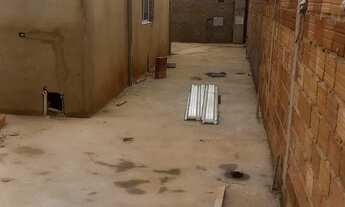 Imagem 5: Vendo Casa com construção ótima oportunidade . Para em vestir ou moradia