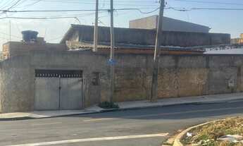 Imagem 2: Otima Oportunidade Locação: 900$+taxas. Inf Leia o enunciado