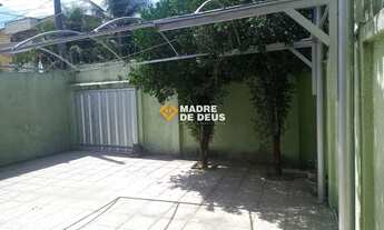 Imagem 5: RESIDÊNCIA COMPLETA E BEM LOCALIZADA - CONFORTO, FUNCIONALIDADE E EXCELENTE POTENCIAL!