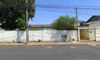 Imagem 2: Terreno disponível para venda no bairro Santa Mônica em Uberlândia - MG