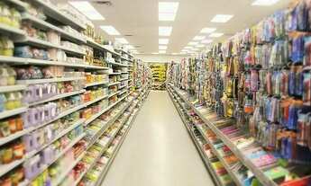 Imagem: Loja de Presentes em Área Movimentada à