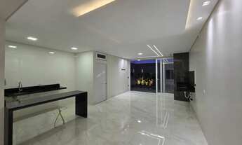 Imagem 5: OPORTUNIDADE NO JARDIM PARIS EM MARINGA, 3 SUITES COM VARANDA E PISCINA