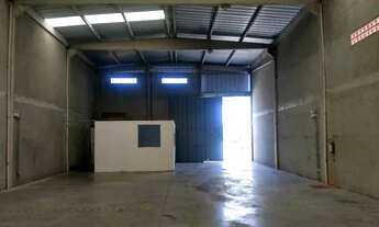 Imagem: GALPAO 300MTS2 COM ESCRITORIO 2 BANHEIROS