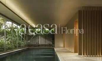 Imagem 5: Apartamento de 2 dormitórios em condomínio frente mar no Campeche