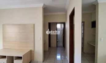 Imagem 2: Apartamento com 2 quartos sendo 1 suíte disponível para venda no bairro Santa Mônica em Ub